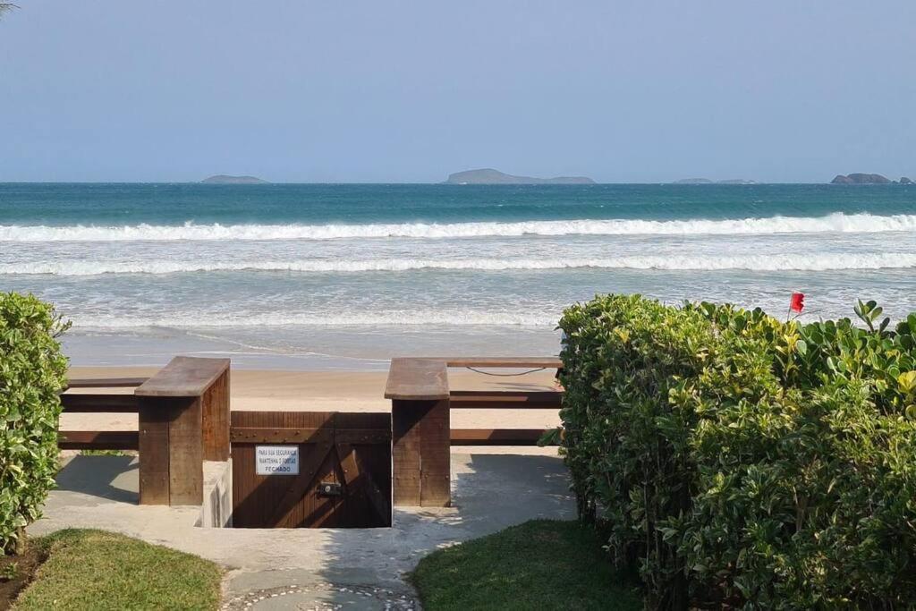 Pe Na Areia Praia Geriba Buzios Bagian luar foto